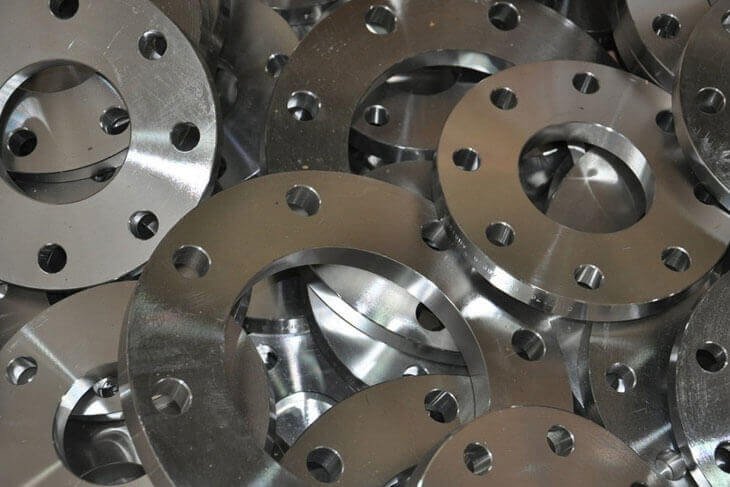 SMO 254 Flanges